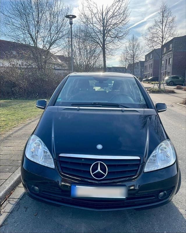 Gebraucht Mercedes A150 95 PS (69 kW) 2009 Schwarz Kleinwagen