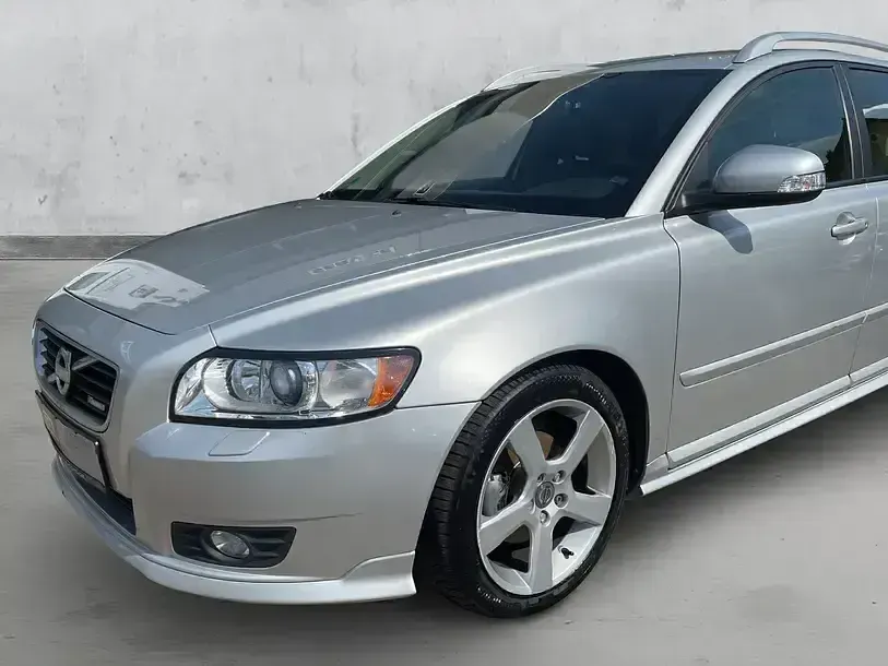 Gebraucht Volvo V50 R-Design 114 PS (83 kW) 2012 Silber Kombi