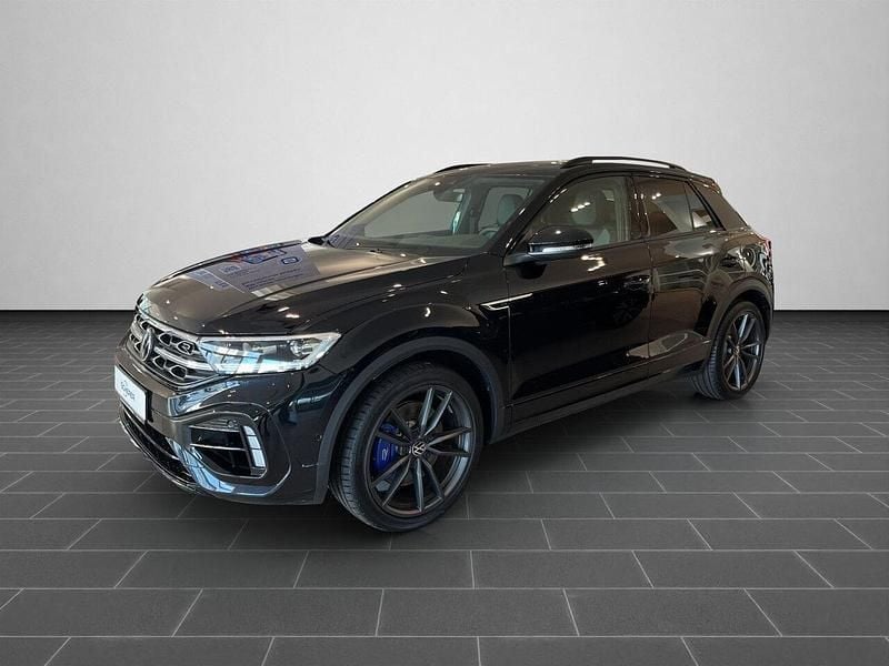Deep black perleffekt (metallic) Neu 2025 VW T-Roc R SUV | 44.400 € (Guter Preis) - Bild 1/4