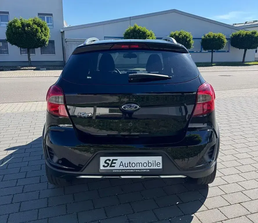 Gebraucht Ford Ka Plus Active 86 PS (63 kW) 2019 Schwarz Kleinwagen