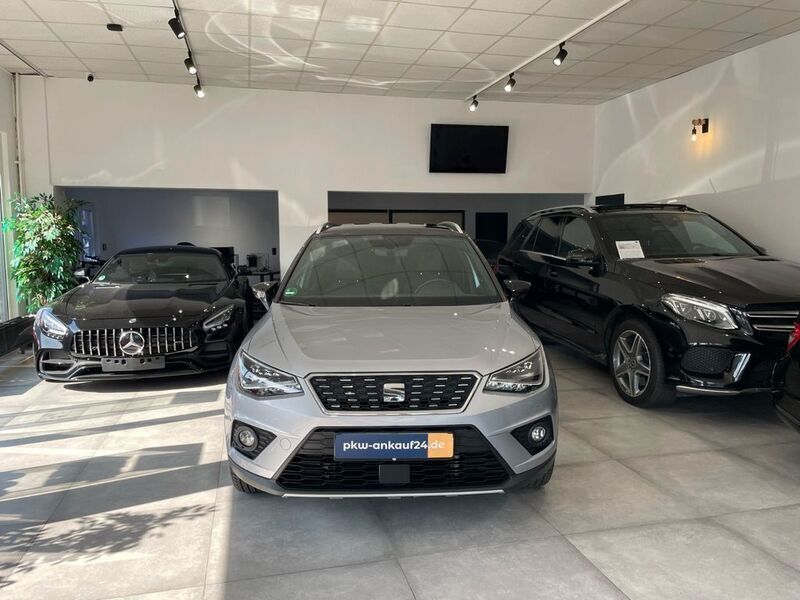 Silber Gebraucht 2019 Seat Arona XCELLENCE SUV | 16.800 € (Etwas zu teuer) - Bild 1/4