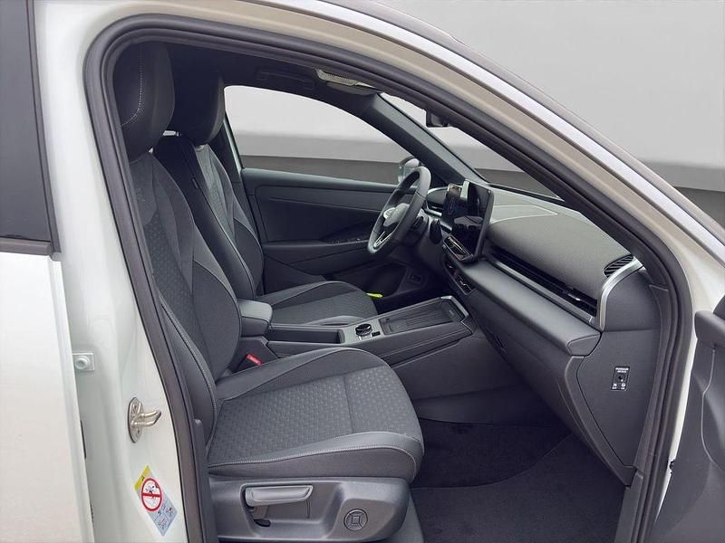 Neu VW T-Roc R-line 150 PS (110 kW) 2026 Weiß SUV