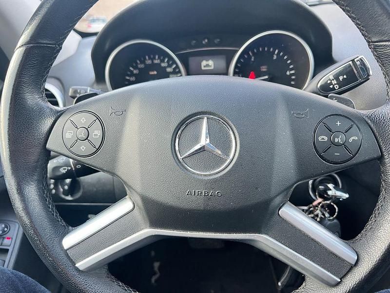 Gebraucht Mercedes ML420 306 PS (225 kW) 2008 Silber SUV