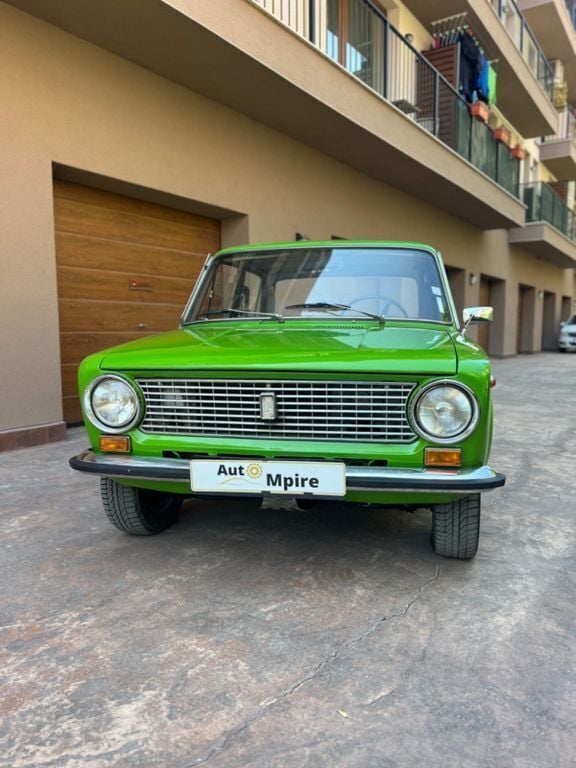 Grün Gebraucht 1985 Lada 1200 Limousine | 6.500 € - Bild 1/4