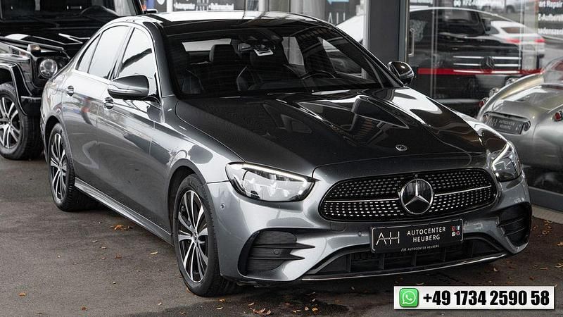 Grau Gebraucht 2022 Mercedes E400 AMG Limousine | 42.990 € (Fairer Preis) - Bild 1/4