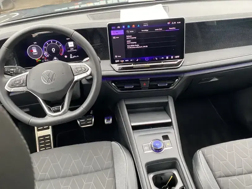 Gebraucht VW Tiguan Goal 131 PS (96 kW) 2025 Grau SUV