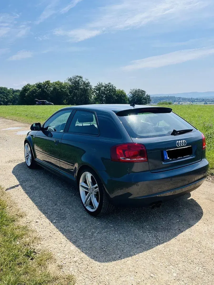 Gebraucht Audi A3 S-Line 170 PS (125 kW) 2009 Grau Kleinwagen