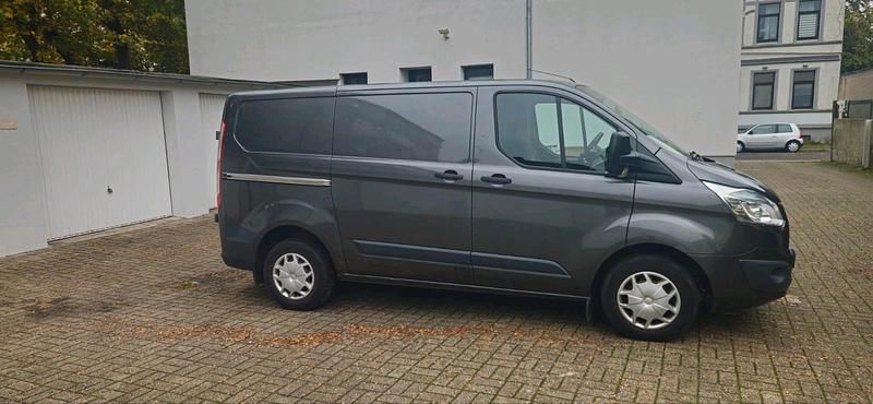 Grau Gebraucht 2016 Ford Transit Custom Van / Kleinbus | 12.490 € (Fairer Preis) - Bild 1/4