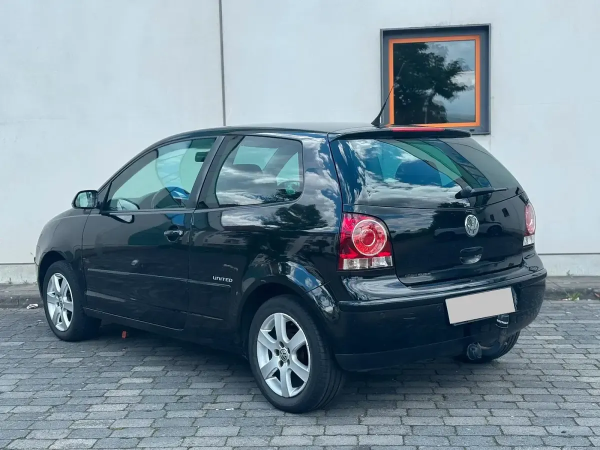 Gebraucht VW Polo United 70 PS (51 kW) 2008 Schwarz Kleinwagen