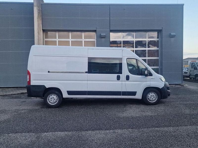 Gebraucht Fiat Ducato 131 PS (96 kW) 2019 Weiß Van