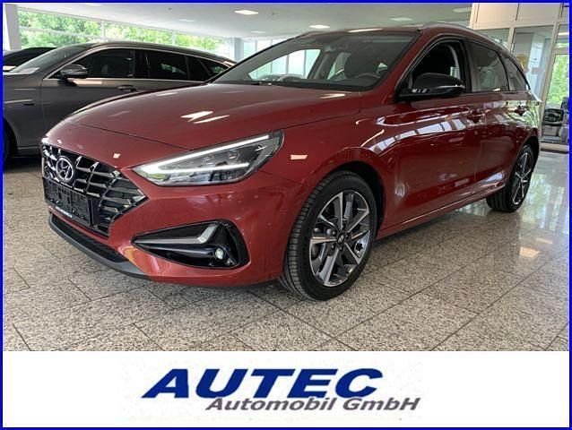 Rot, metallic Gebraucht 2022 Hyundai i30 Edition 30+ Kombi | 18.485 € (Fairer Preis) - Bild 1/4