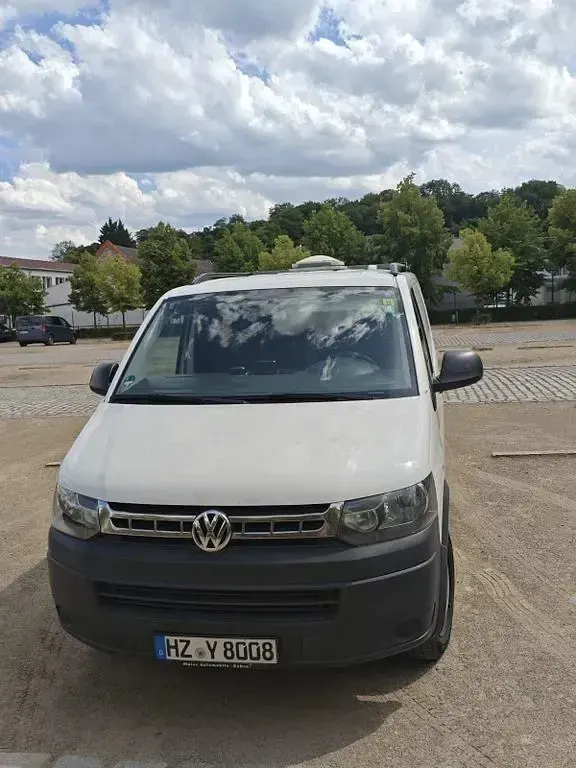 Gebraucht VW T5 Trendline 106 PS (77 kW) 2015 Grau Van
