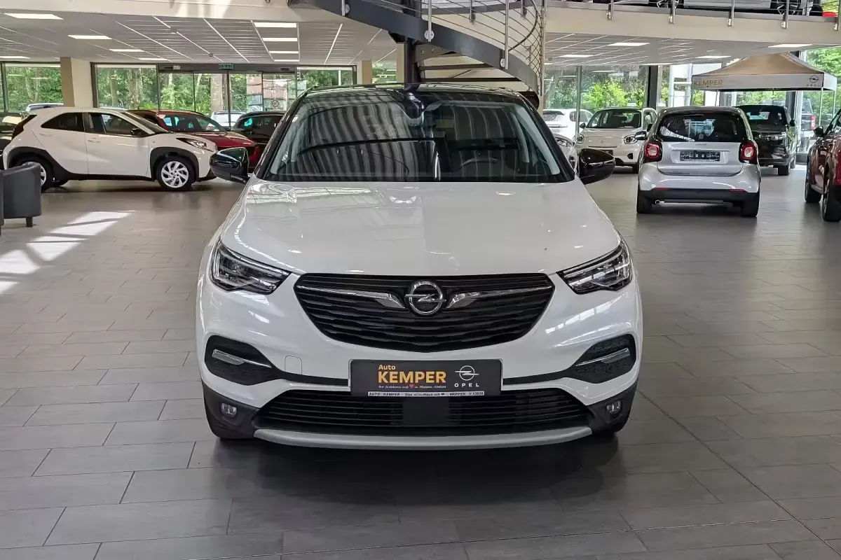 Gebraucht Opel Grandland X Innovation 131 PS (96 kW) 2019 Weiß SUV