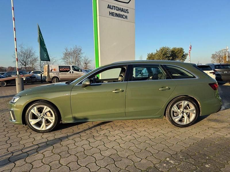 Gebraucht Audi A4 S-Line 204 PS (150 kW) 2023 Grün Kombi