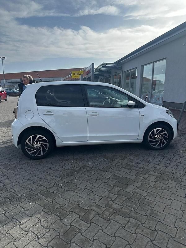 Gebraucht VW up! 60 PS (44 kW) 2018 Weiß Kleinwagen