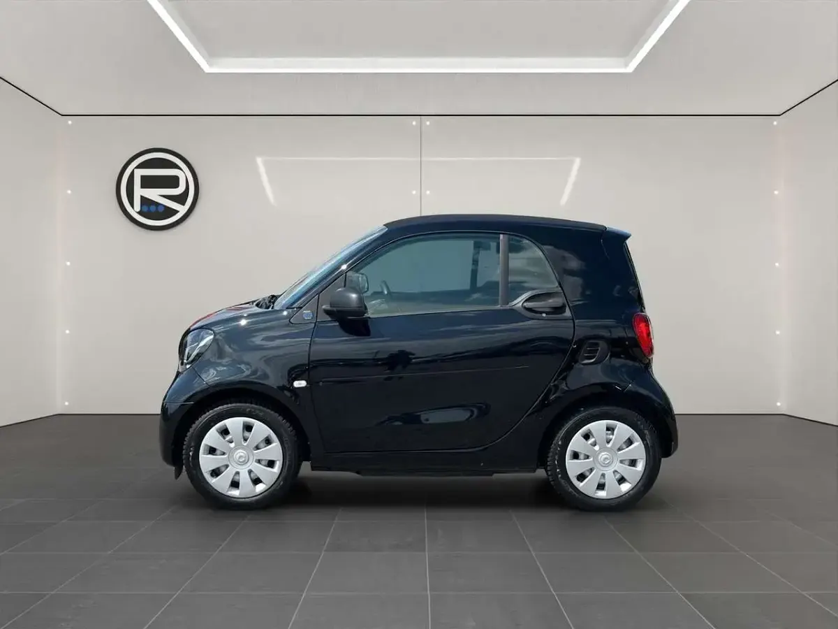 Gebraucht Smart ForTwo Coupé 60 kW (82 PS) 2021 Schwarz Coupé