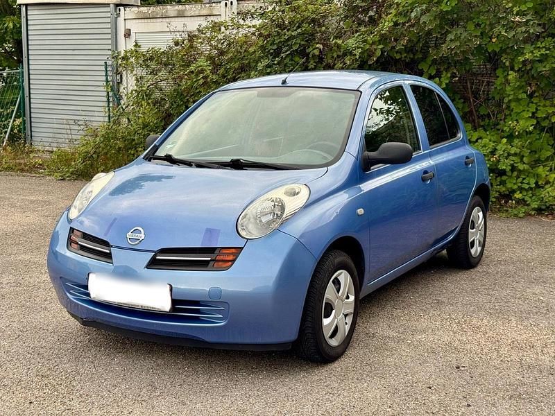 Blau Gebraucht 2003 Nissan Micra Kleinwagen | 1.650 € (Fairer Preis) - Bild 1/4