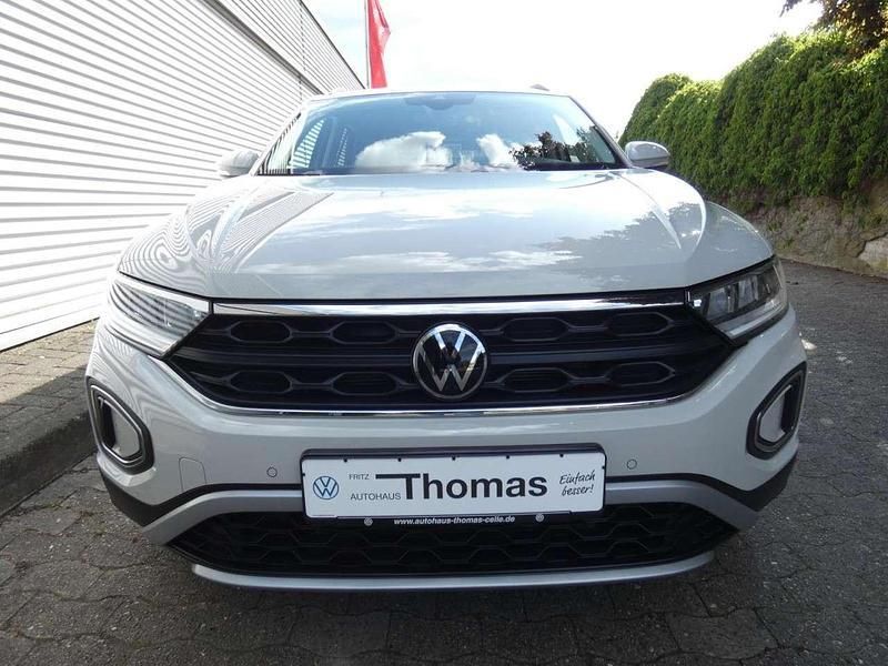 Gebraucht VW T-Roc Move 150 PS (110 kW) 2023 Ascotgrau SUV