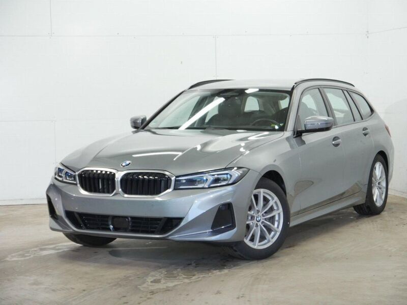 Skyscraper grey metallic Gebraucht 2023 BMW 318 Comfort Edition Kombi | 34.999 € (Etwas zu teuer) - Bild 1/4