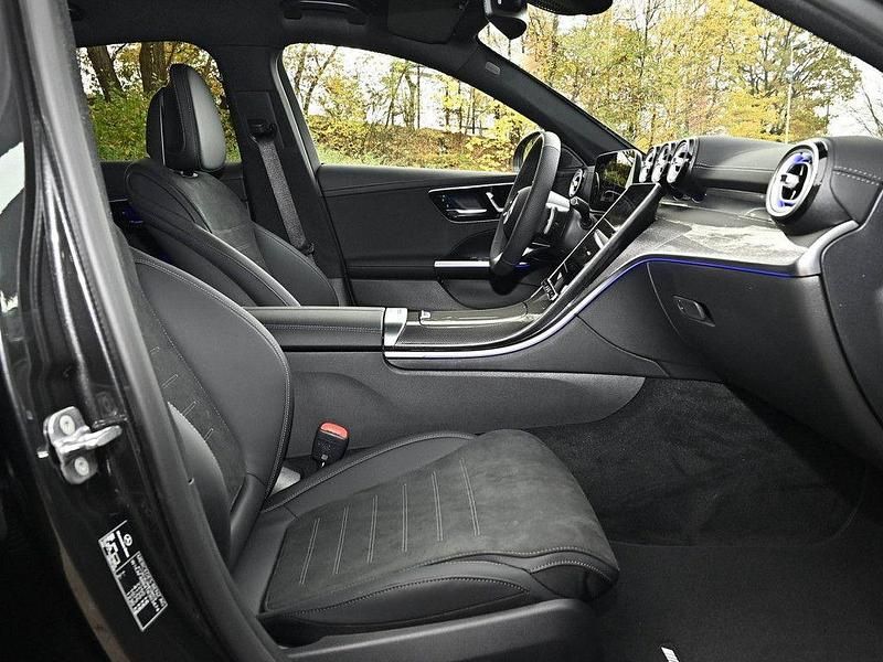 Gebraucht Mercedes C180 AMG line 170 PS (125 kW) 2025 Grau Limousine