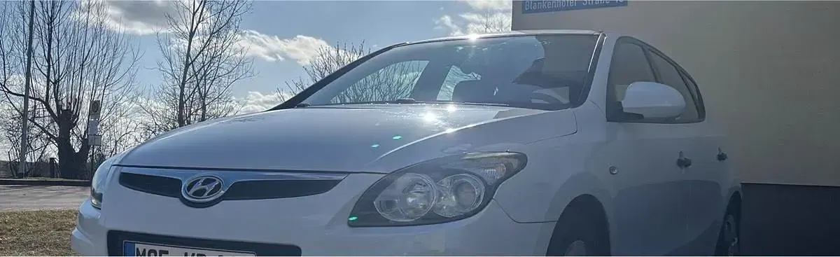 Gebraucht Hyundai i30 109 PS (80 kW) 2009 Weiß Kleinwagen