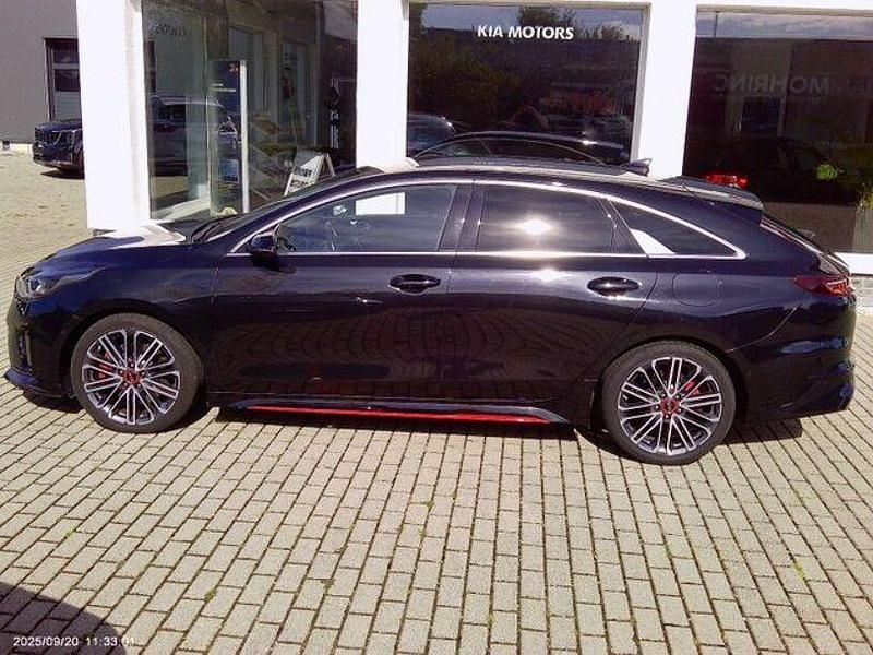 Gebraucht Kia ProCeed 204 PS (150 kW) 2020 (1k) black pearl m (metallic) Kleinwagen