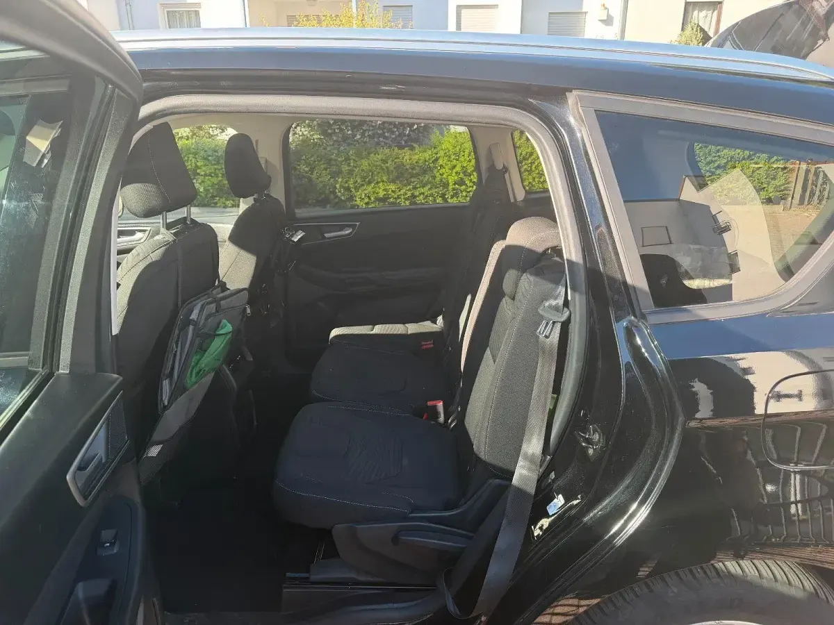Gebraucht Ford S-MAX Titanium 165 PS (121 kW) 2019 Schwarz Van / Kleinbus