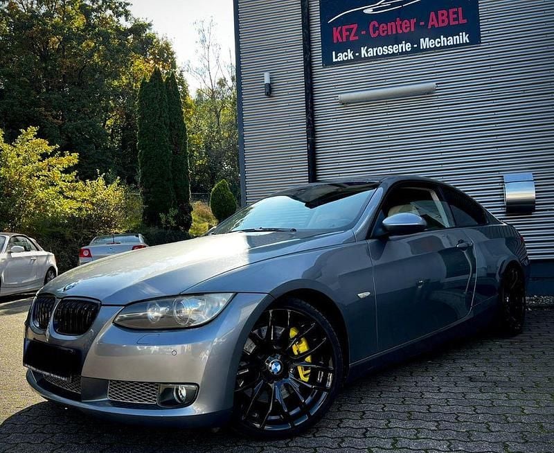Gebraucht BMW 335 Performance 306 PS (225 kW) 2007 Grau Coupé