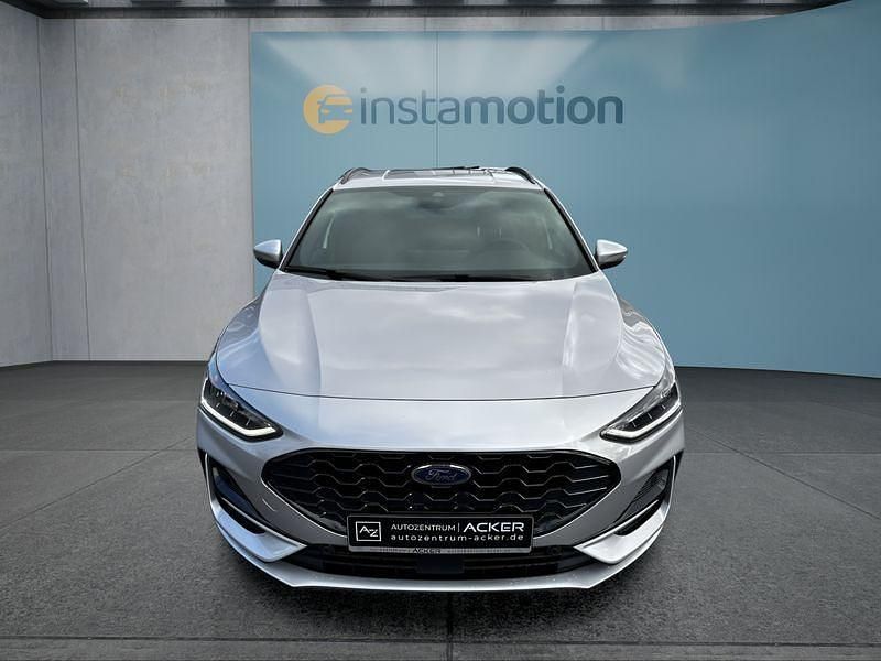 Neu Ford Focus 155 PS (114 kW) 2025 Silber Kombi
