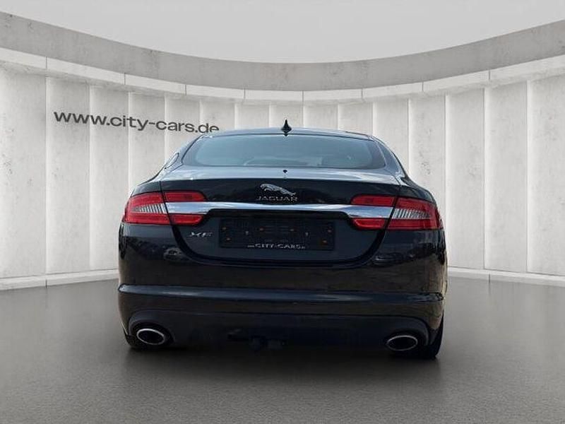Gebraucht Jaguar XF 241 PS (177 kW) 2014 Stratus grey Limousine