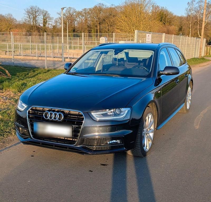 Gebraucht Audi A4 S-Line 150 PS (110 kW) 2014 Blau Kombi