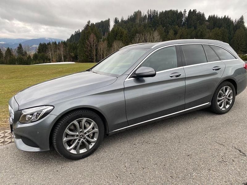 Gebraucht Mercedes C250 Avantgarde 204 PS (150 kW) 2017 Grau Kombi