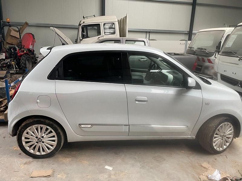 Gebraucht Renault Twingo Vibes 60 kW (82 PS) 2021 Weiß Kleinwagen