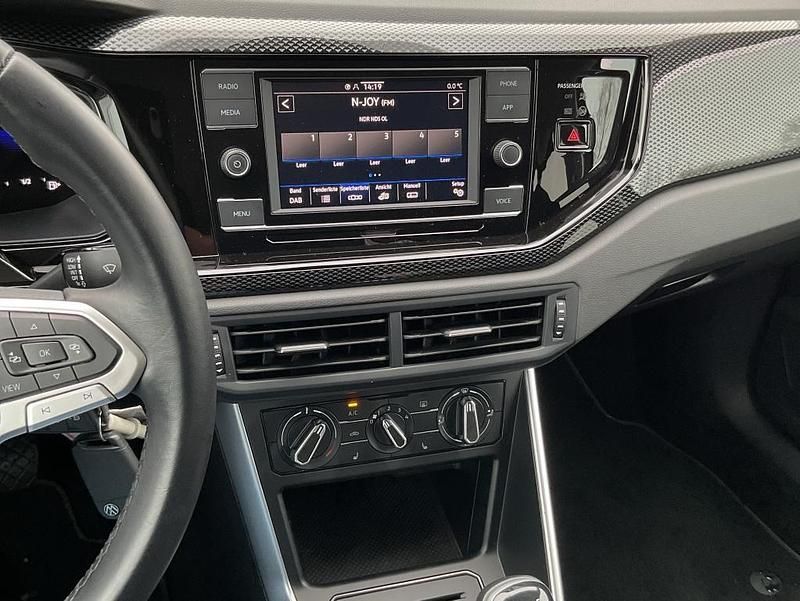 Gebraucht VW Polo Life 80 PS (58 kW) 2022 Grau Kleinwagen