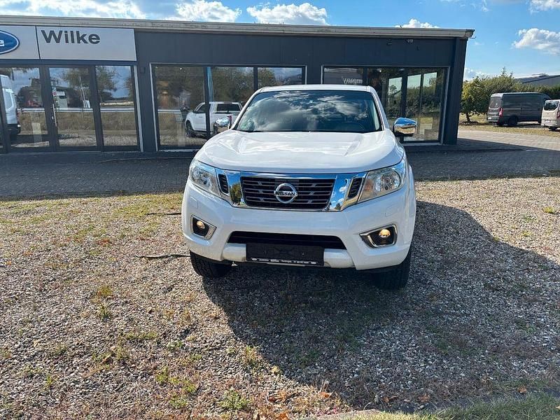 Weiß Gebraucht 2018 Nissan Navara N-Connecta Abholung | 21.490 € (Guter Preis) - Bild 1/4