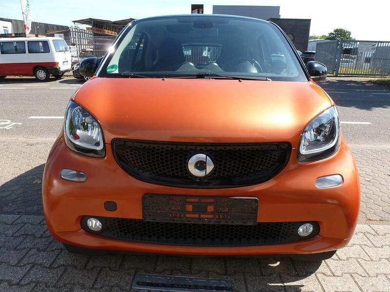 Orange metallic Gebraucht 2015 Smart ForTwo Coupé Basis Kleinwagen | 7.500 € (Guter Preis) - Bild 1/4