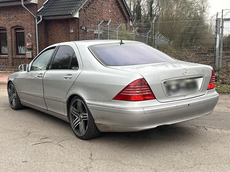 Usata Mercedes S320 224 CV (164 kW) 2001 Grigio Berlina