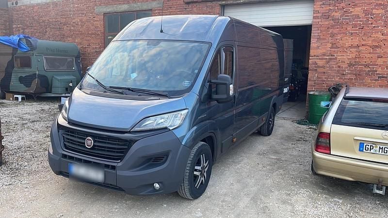 Gebraucht Fiat Ducato 177 PS (130 kW) 2017 Grau Van