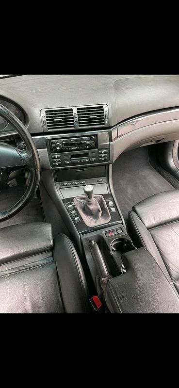 Gebraucht BMW 320 Cabriolet 170 PS (125 kW) 2001 Blau Cabrio