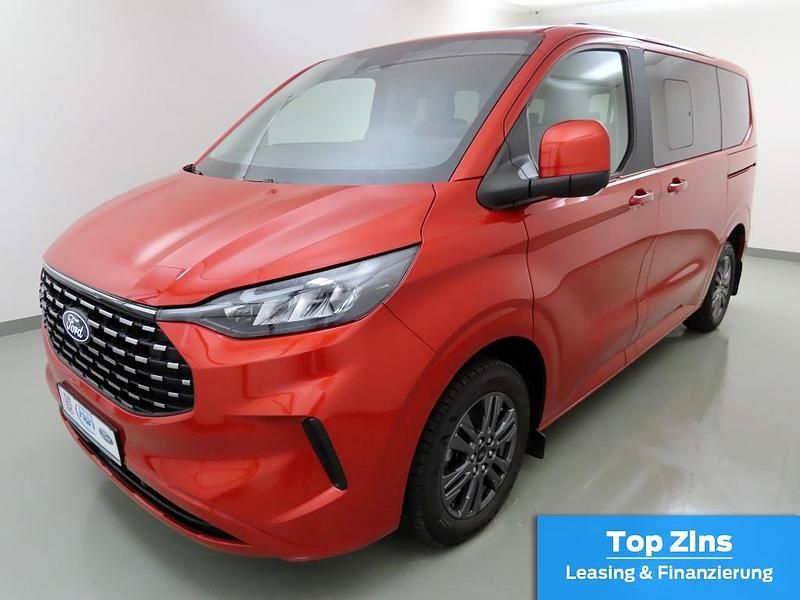 Gebraucht Ford Tourneo Custom Titanium 2024 Artisanred Van