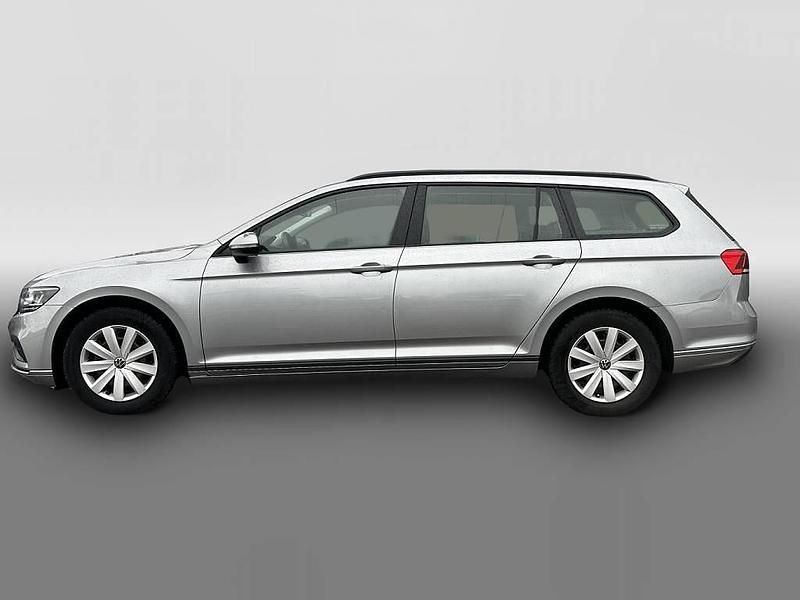Usata VW Passat 150 CV (110 kW) 2022 Argento Station wagon