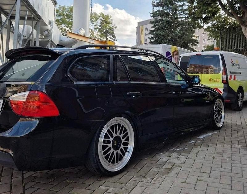 Brugt BMW 320 Performance 170 HK (125 kW) 2008 Sort Sedan