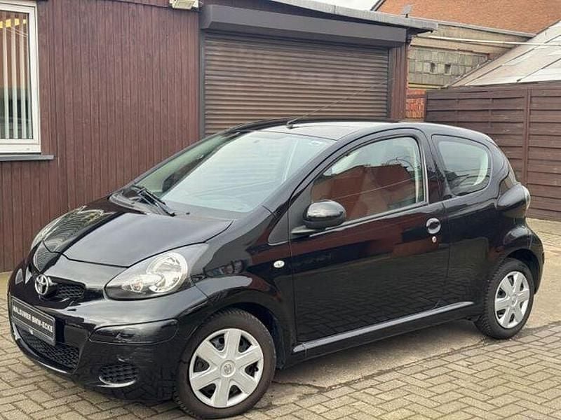 Gebraucht Toyota Aygo Cool 68 PS (50 kW) 2009 Schwarz Kleinwagen