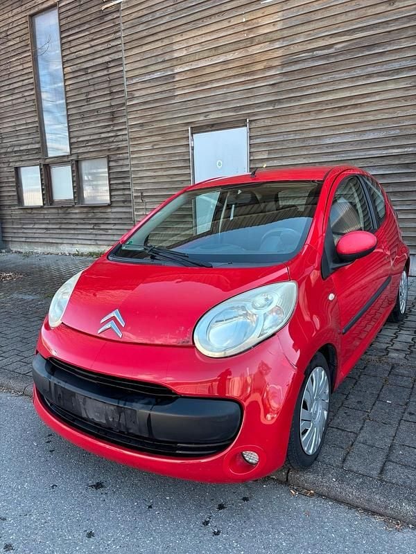 Gebraucht Citroën C1 50 PS (36 kW) 2006 Rot Kleinwagen