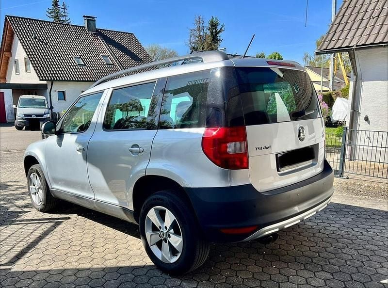 Gebraucht Skoda Yeti Plus Edition 160 PS (117 kW) 2012 Silber SUV