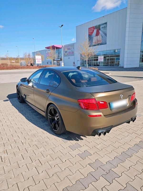 Second-hand BMW M5 560 CP (411 kW) 2015 Andere farben Berlinǎ