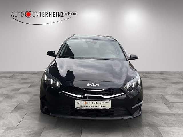 Gebraucht Kia Ceed Vision 140 PS (102 kW) 2025 Schwarz Kleinwagen