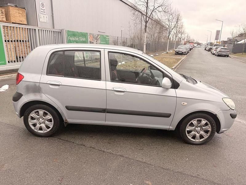 Gebraucht Hyundai Getz 97 PS (71 kW) 2008 Silber Kleinwagen