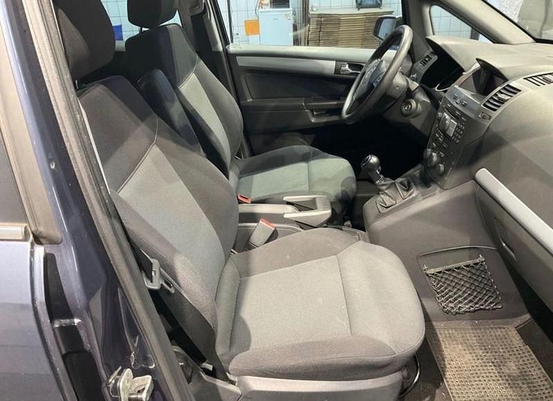 Gebraucht Opel Zafira 140 PS (102 kW) 2008 Blau Van / Kleinbus