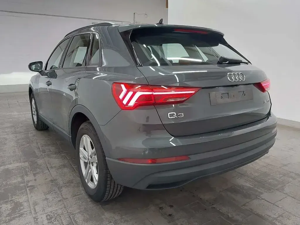 Gebraucht Audi Q3 S-Line 150 PS (110 kW) 2019 Grau SUV